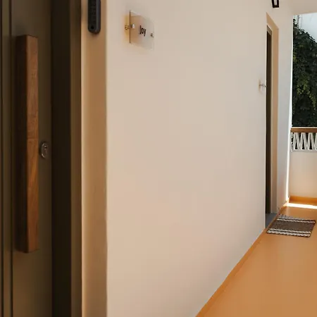 Chic Elysium - Nirvana Naxos City